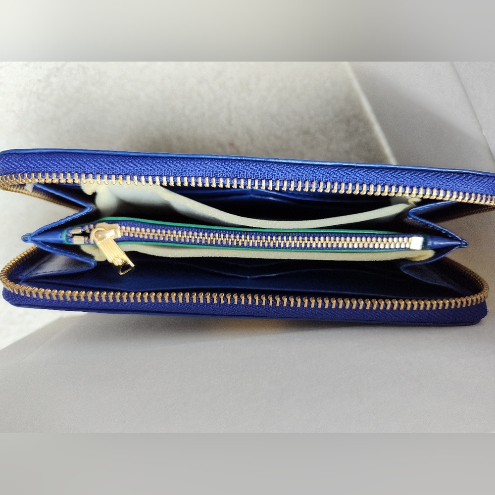Lauren Ralph Lauren Wallet - Picture 4 of 5
